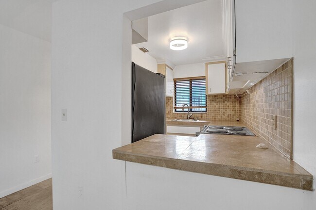 Building Photo - 2514 Taylor St