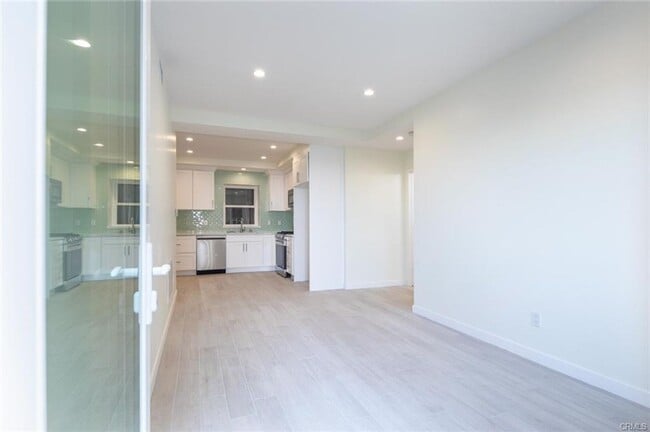 Building Photo - North Laguna One Bedroom with Ocean View