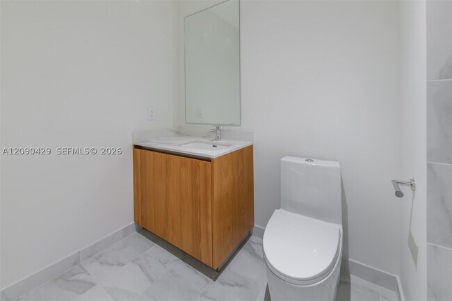 Building Photo - 1400 Biscayne Blvd