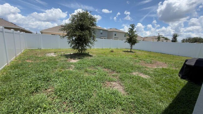 Building Photo - 1583 Barberry Dr