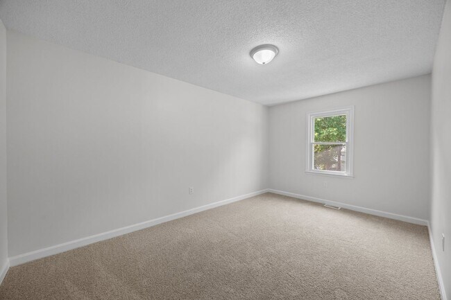 Building Photo - Fantastic Corner Lot, Updated 4 Bedroom Sp...