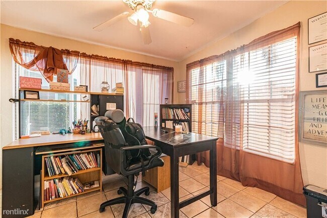 Building Photo - 4 br, 2 bath House - 3014 9th Avenue Dr E