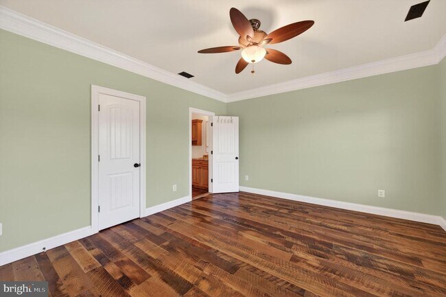 Building Photo - 13071 Haddonfield Ln