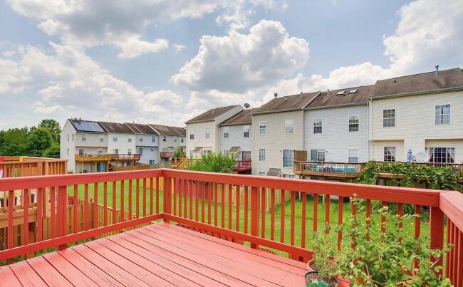 Building Photo - 3227 Halcyon Ct