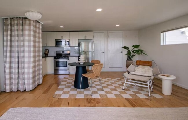 Building Photo - The Costa Beach Bungalow - Entire guesthouse in Malibu, California, United States