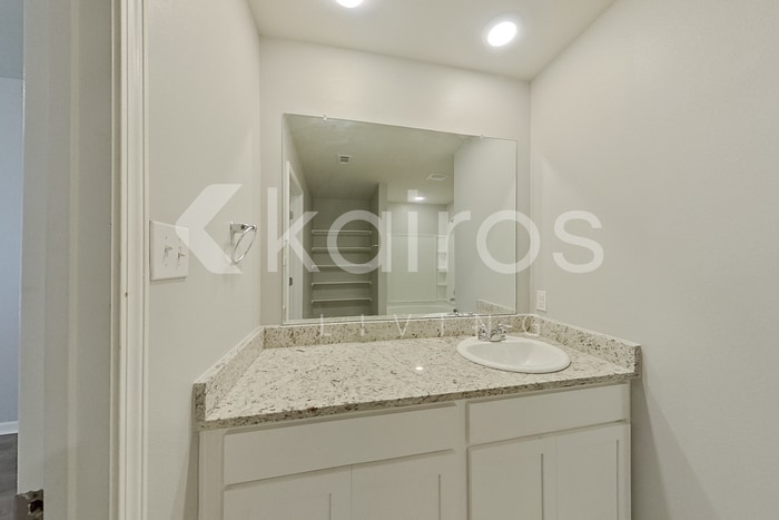 Building Photo - 104 Yardley Ct