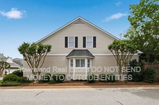 Building Photo - 200 Litchfield Pl