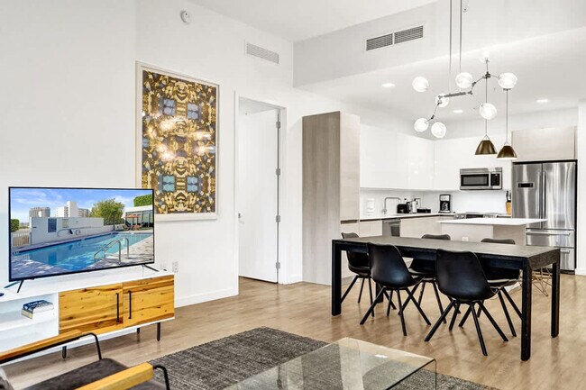 Building Photo - 1220 17th St