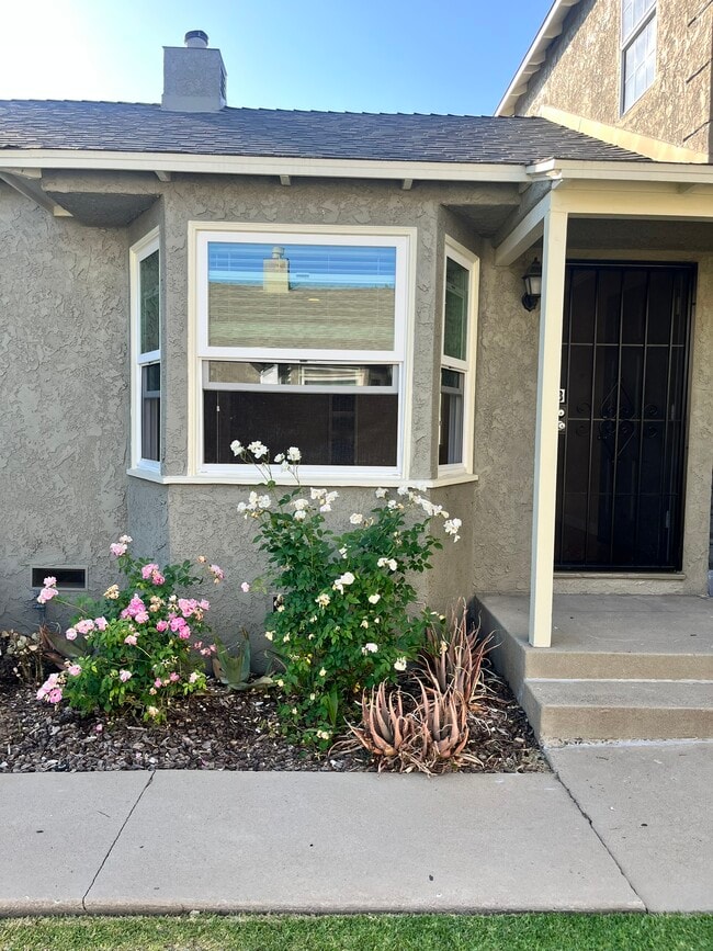 Building Photo - 15702 Brighton LLC B