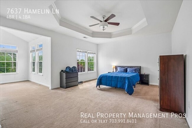 Building Photo - 7637 Hamelin Ln