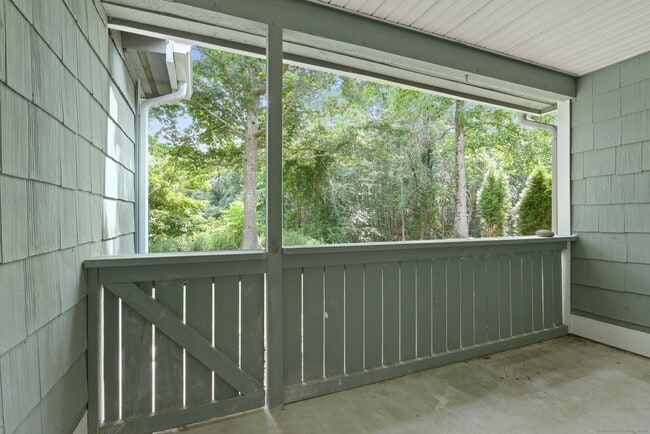 Building Photo - 48 Spyglass Cir