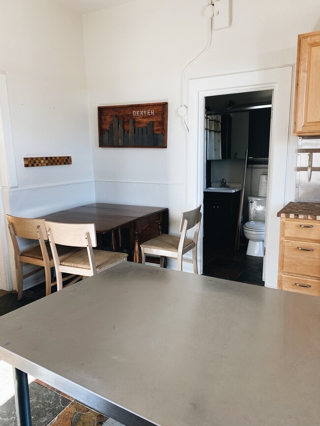 Building Photo - 3546 Lipan St