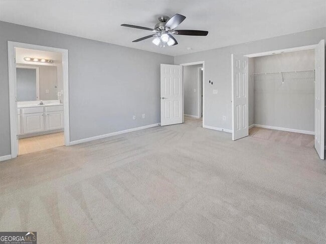 Building Photo - 820 Freedom Ln