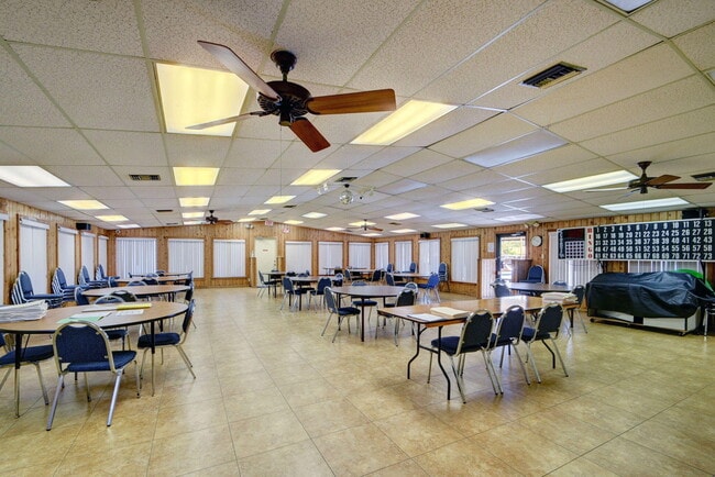 Building Photo - 4996 Sable Pine Cir