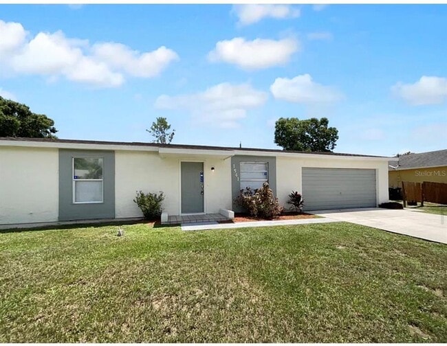 Building Photo - 1541 SW Curry St