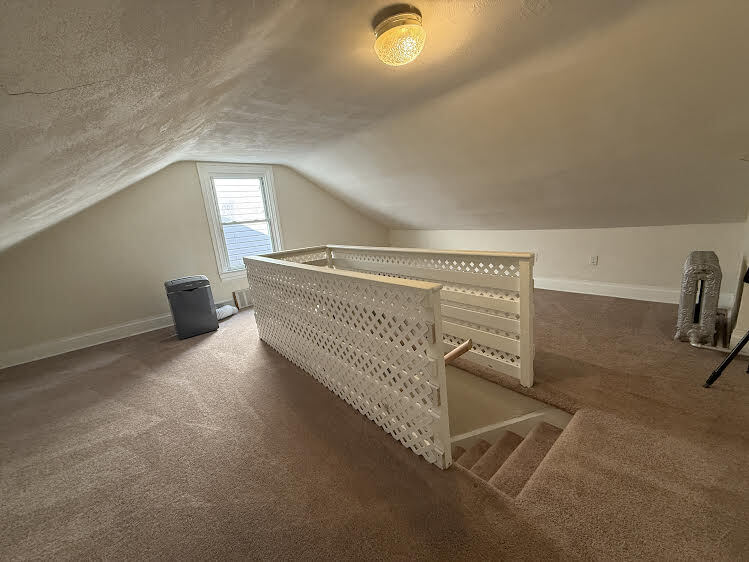 Building Photo - 316 Ella St