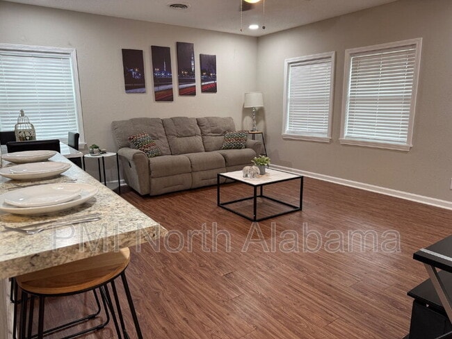 Building Photo - 9921 Pulaski Pike