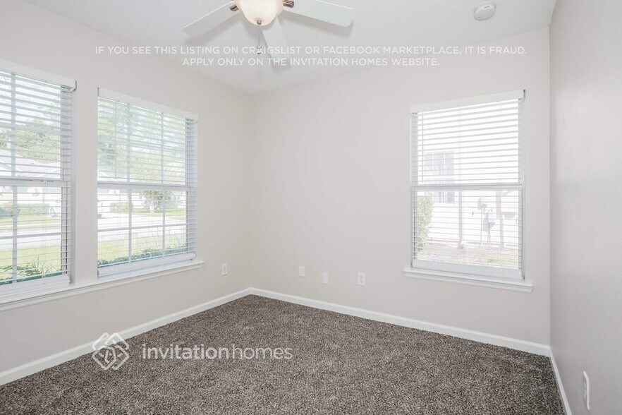Building Photo - 305 Brantley Harbor Dr