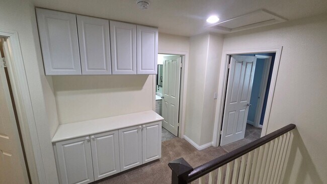 Building Photo - Beautiful 3/2.5 Townhome "Ke Noho Kai" at Ocean Pointe