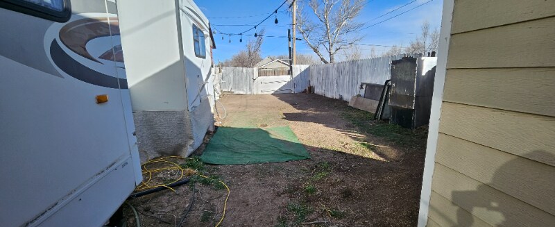 Building Photo - 433 Wall St