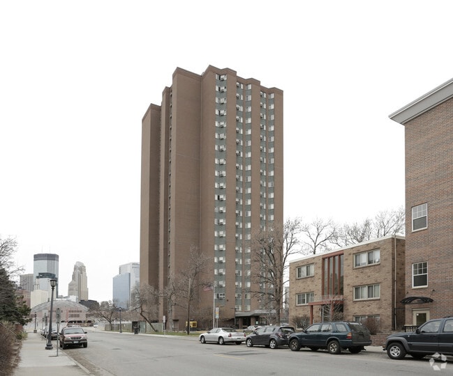 Third Avenue Towers 1707 3rd Ave S Minneapolis MN 55404 Apartment Finder