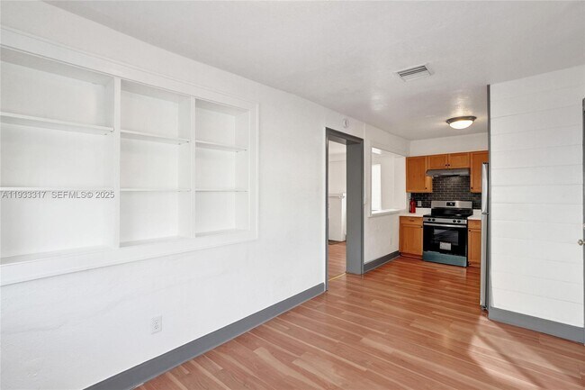 Building Photo - 249 SW 4th St