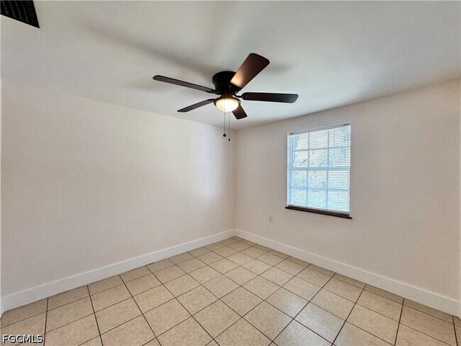 Building Photo - 1275 Gramac Dr