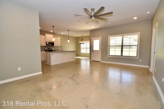 Building Photo - 3 br, 2 bath House - 102 Meadows Drive