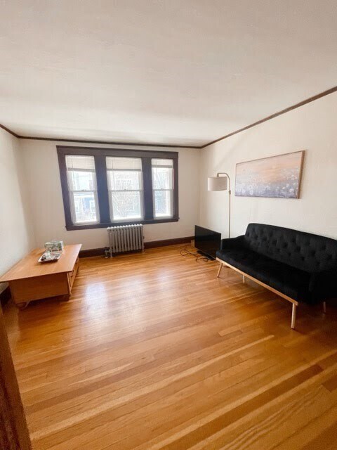 Building Photo - 125 Pleasant St