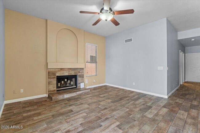 Building Photo - 3260 S Laguna Dr