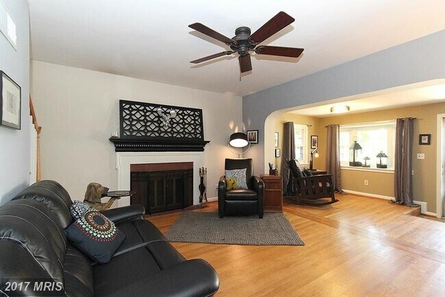 Building Photo - Wonderful Home in Great Arlington Location!