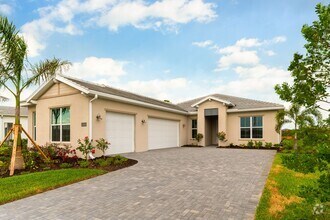Building Photo - Exquisite 3-Bed 3.5-Bath Home in Prestigio...