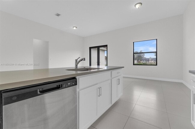 Building Photo - 19447 SW 124th Ave