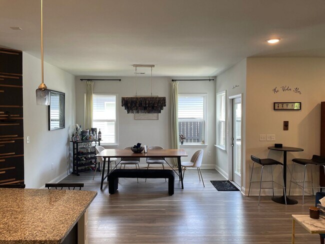 Building Photo - 3 Bedroom 2 Bath Home in Carolina Shores, ...