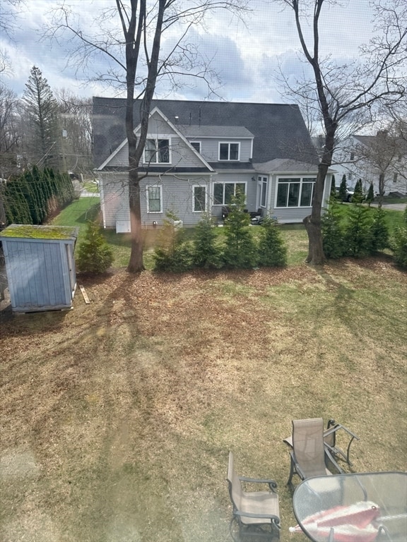 Building Photo - 20 Chestnut St