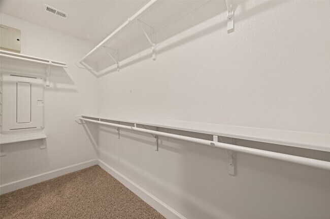 Building Photo - 4413 Schuler St