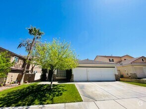 Building Photo - Single-story 4 Bed nestled in the desirabl...