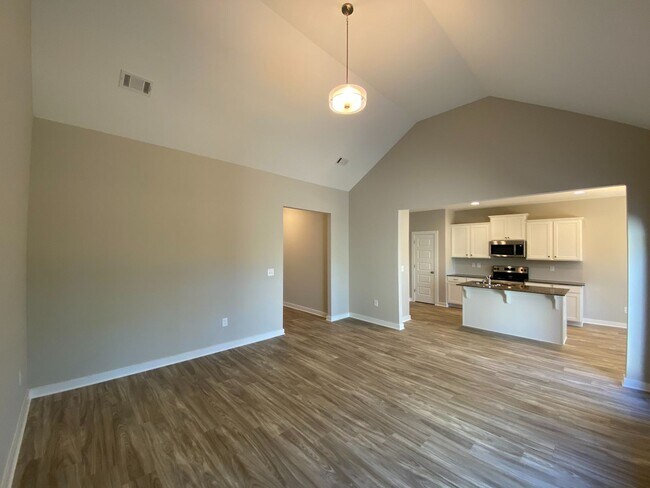 Building Photo - Home for Rent in Brookwood, AL! COMING SOO...