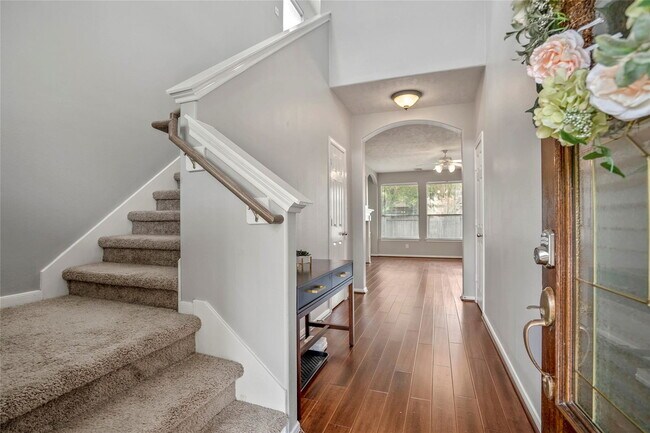 Building Photo - 23 E Burberry Cir