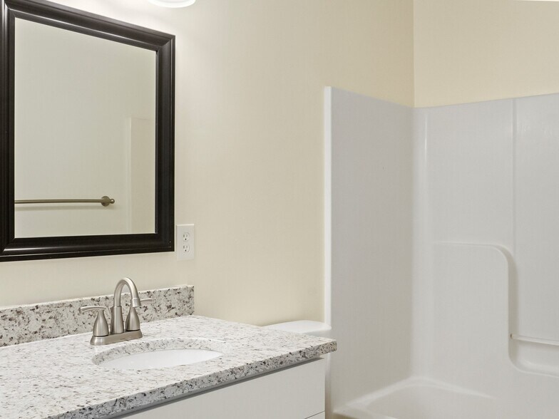 Building Photo - 7694 Hillsdowne Cir