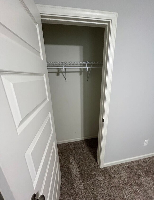 Building Photo - 208 Martha George Hall Dr