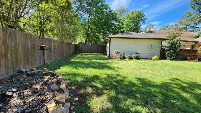 Building Photo - 4903 Wind Chimes Dr