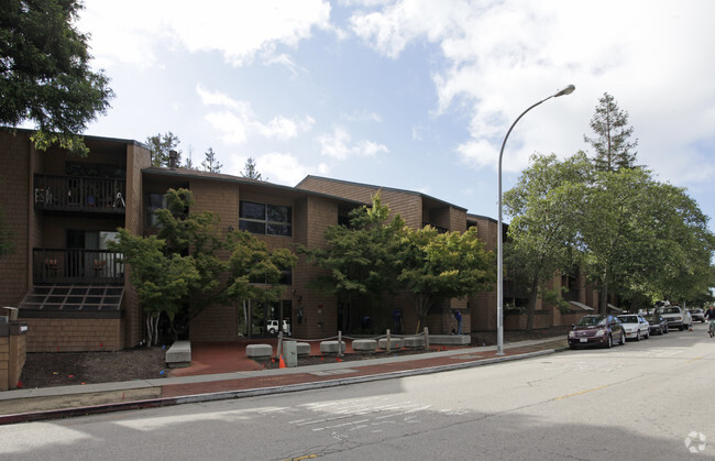 Primary Photo - San Lorenzo Park Apartments