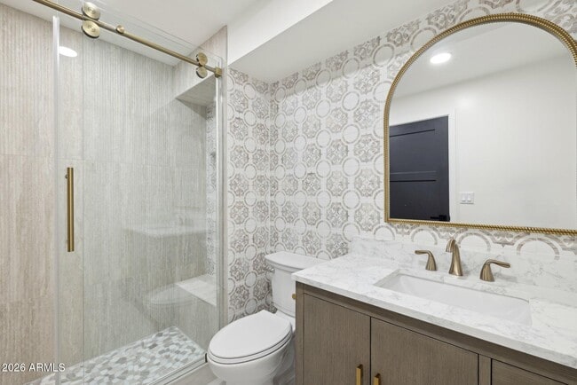 Building Photo - 1216 W Rovey Ave