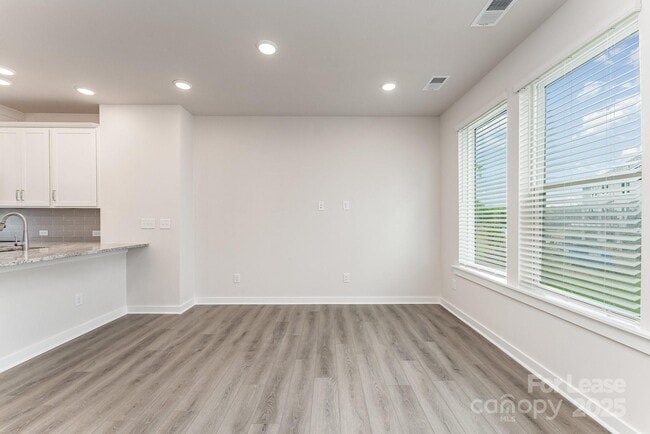 Building Photo - 1311 Cerium Wy
