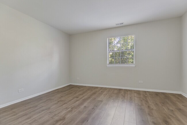 Building Photo - 47 Gant Cir