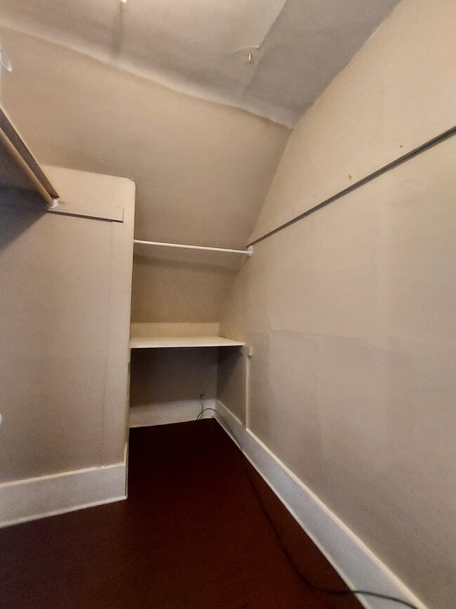 Building Photo - 192 Union St