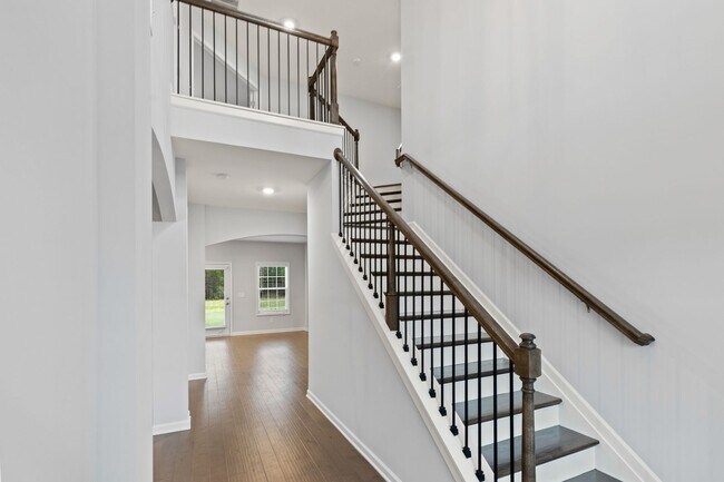 Building Photo - Wyndham Village For Rent!