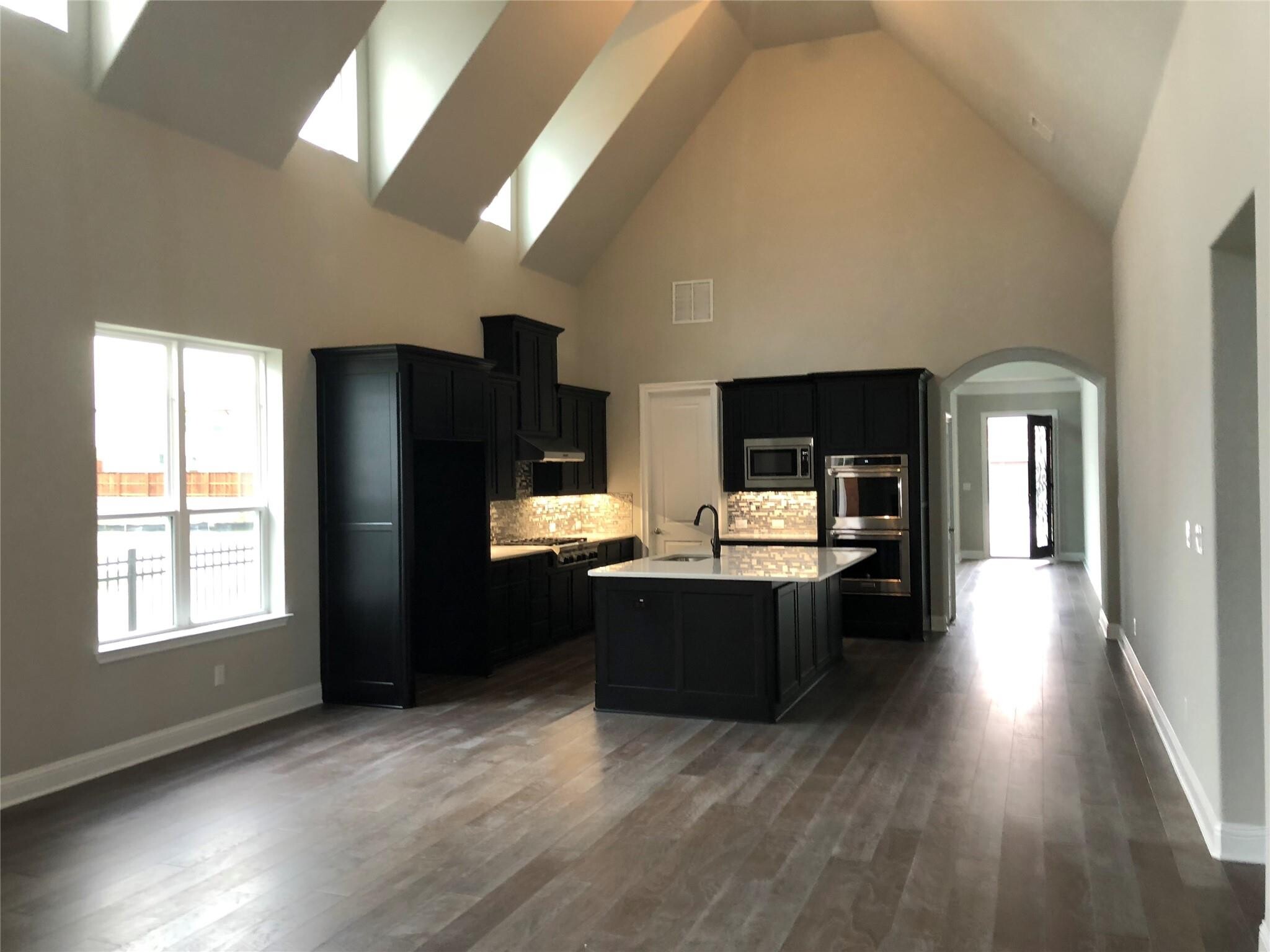 Building Photo - 6691 Titus Ln