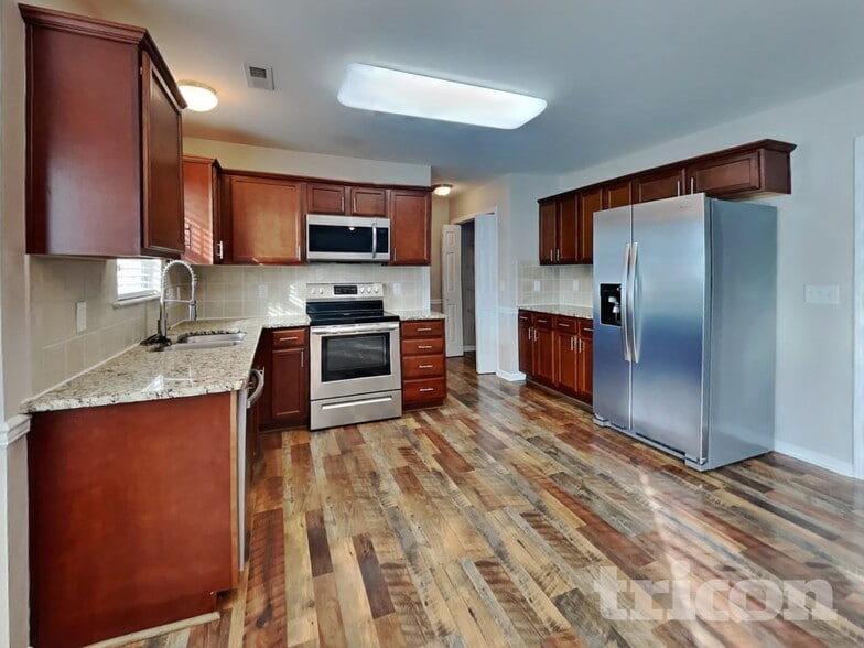 Building Photo - 5750 Misty Meadows Ct